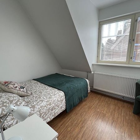 Hostel Ingeri Вилянди Екстериор снимка