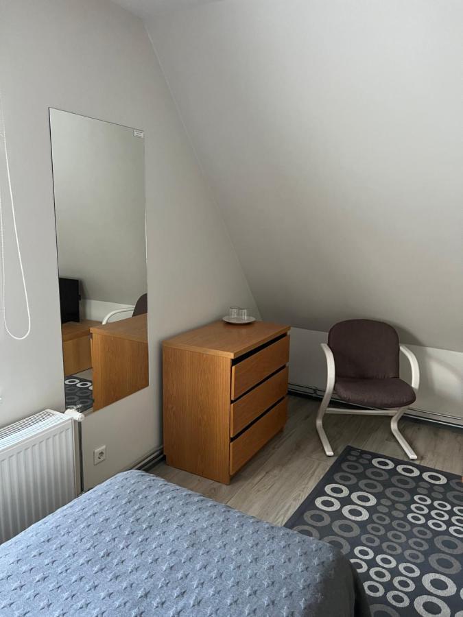 Hostel Ingeri Вилянди Екстериор снимка