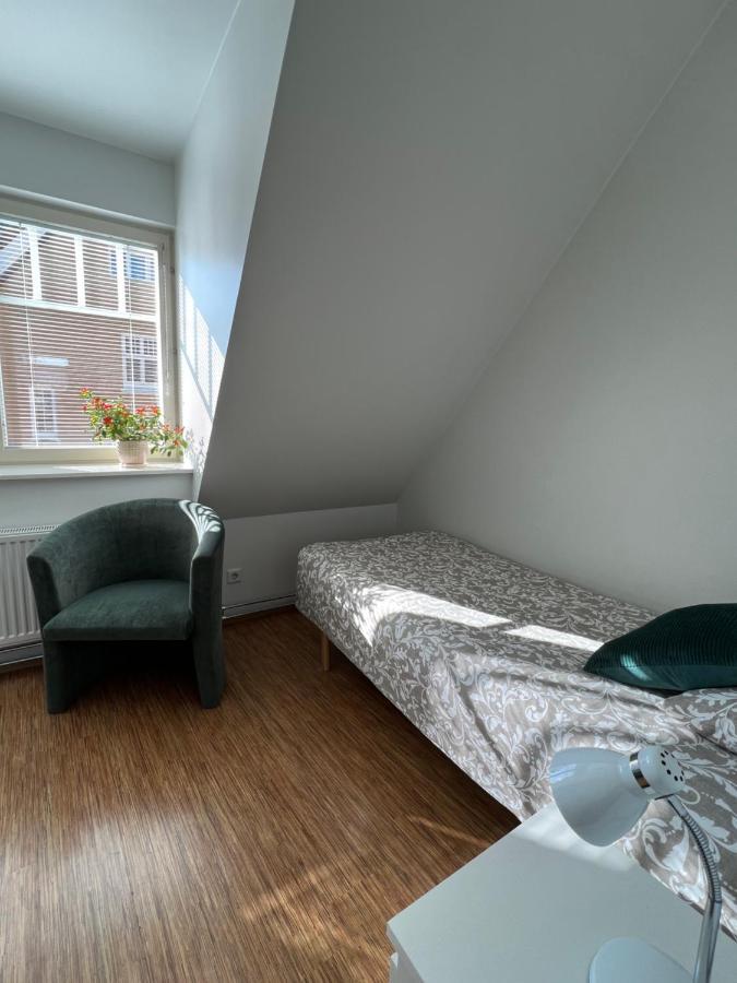 Hostel Ingeri Вилянди Екстериор снимка