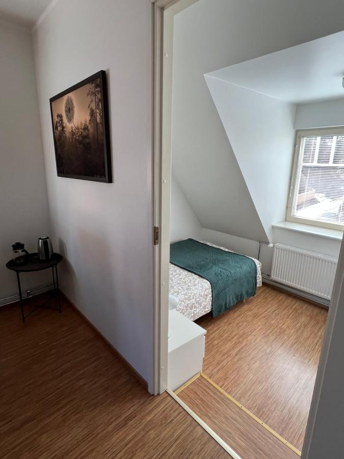 Hostel Ingeri Вилянди Екстериор снимка
